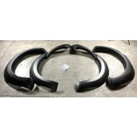 Ford Ranger T7 (2016-2019) Çamurluk Kabartma Dodik (pp Enjeksiyon)