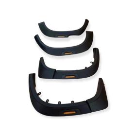 Mitsubishi L200 2019+ İçin Çamurluk Kabartma Reflektörlü (Dodik / PP Enjeksiyon)