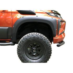 Mitsubishi L200 2019+ Çıkıntılı Civatalı Çamurluk Kaplama Dodik Tek Depo