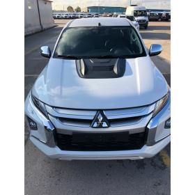 Mitsubishi L200 2016 Kaput Scoop