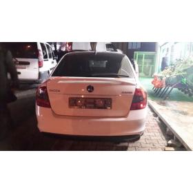 Skoda Rapid 2014 Yüksek Spoiler Boyasız
