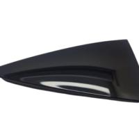Captur 1-I Sağ Arka Bagaj Cam Köşe Plastiği Bakaliti (2013-2020) 960323726R - Renault Mais