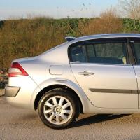 Renault Megane 2 2003 - 2008 Uyumlu Yedek Parça Arka Cam Üstü Spoiler