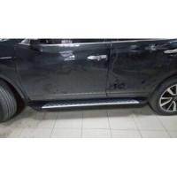 Nissan X-Trail Uyumlu Yedek Parça Noktalı OEM Stil Yan Basamak