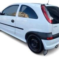 Opel Corsa C 2001-2006 Uyumlu Yedek Parça Marşpiyel Plastik