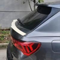 2019+ Audi Q3 (F3) Uyumlu Yedek Parça Mid Spoiler