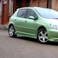 Peugeot 307 Uyumlu Yedek Parça Oluklu Yan Marşpiyel