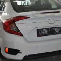 Honda Civic Uyumlu Yedek Parça FC5 2016-2020 İçin Uyumlu Orta Boy Işıklı Spoiler (Boyasız)