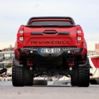 Toyota Hilux Uyumlu Yedek Parça Bagaj Kapağı Kaplaması Mat Siyah
