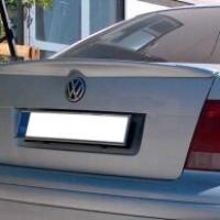 Volkswagen Bora Uyumlu Yedek Parça Anatomik Spoiler (Boyasız)