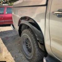 Toyota Hılux Uyumlu Yedek Parça Çamurluk Ağzı Dodik Takımı