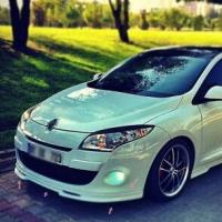 Renault Megane 3 HB Uyumlu Yedek Parça Delikli Ön Tampon Eki