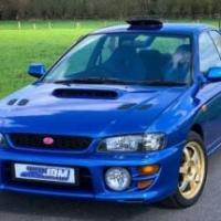 Subaru İmpreza Uyumlu Yedek Parça Ayaklı Spoiler