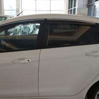 Ford Fiesta Cam Rüzgarlığı